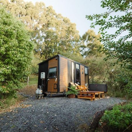 Tranquility Tiny House By Tiny Away Villa Owaka Bagian luar foto